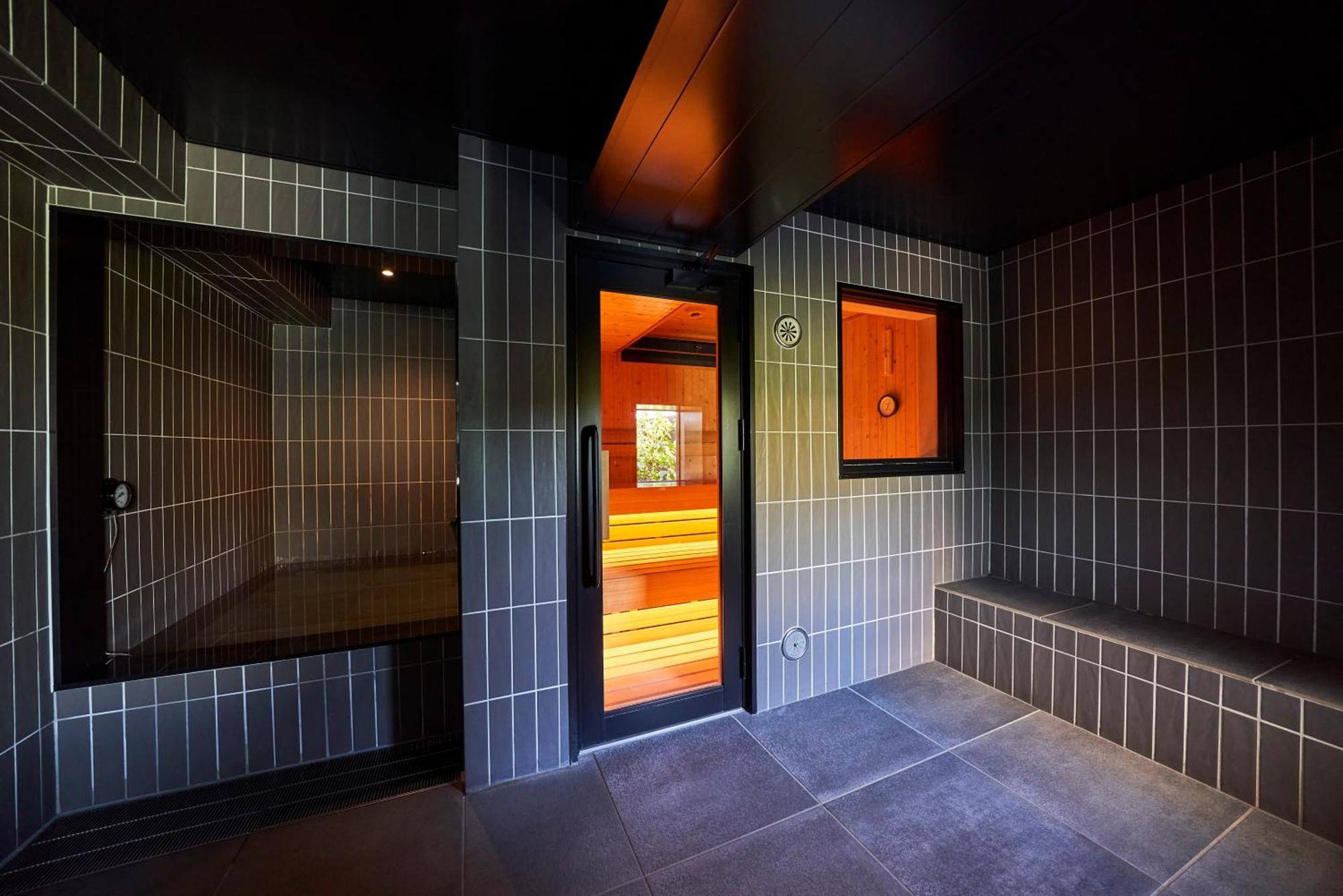 Saitama Grand Hotel Honjo Екстериор снимка