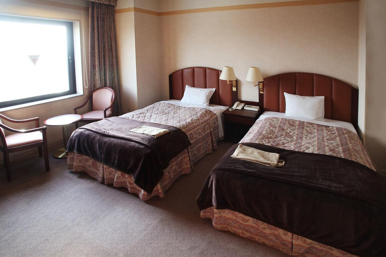 Saitama Grand Hotel Honjo Екстериор снимка